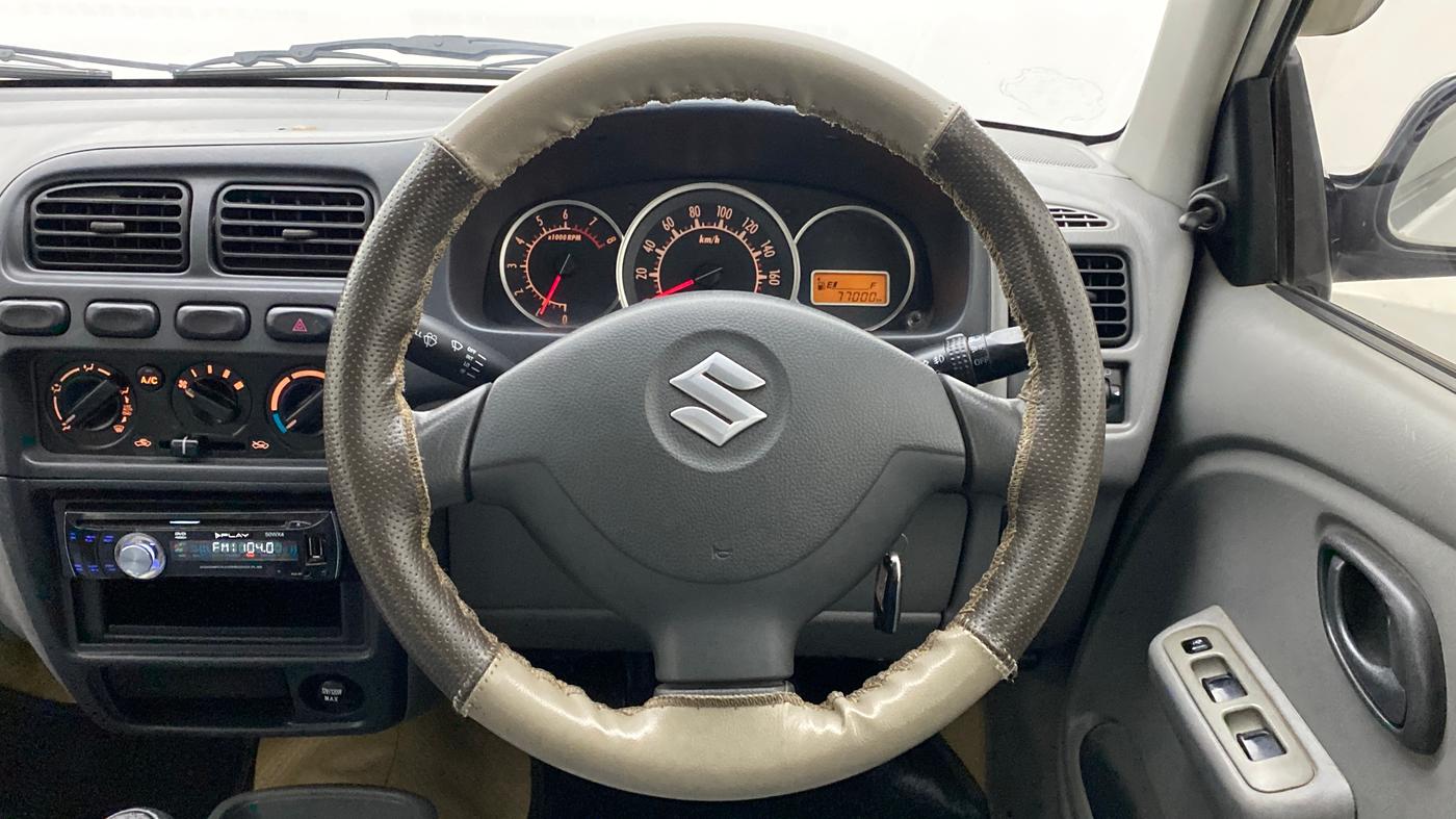 2014 Maruti Alto K10 VXI P, Petrol, Manual, 77,135 km, Steering Wheel Close Up