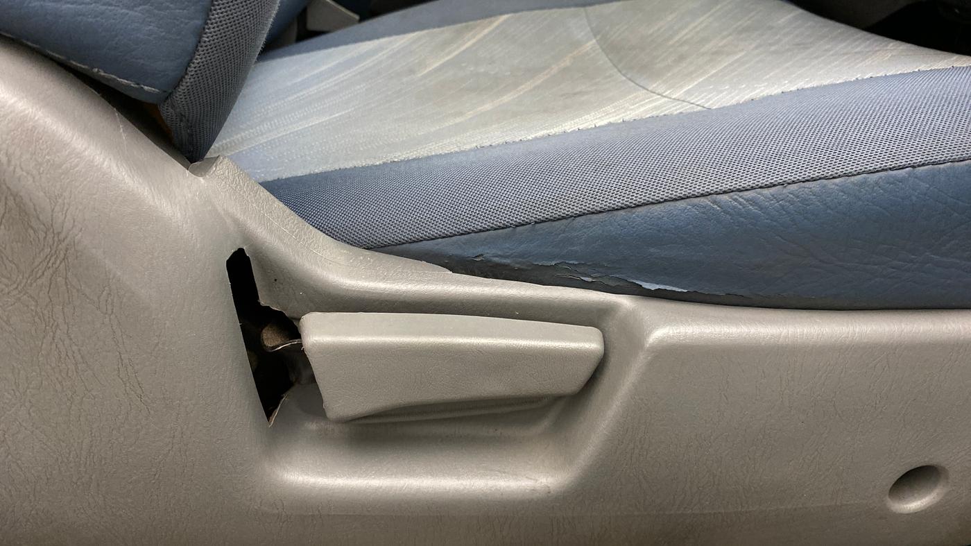 2014 Maruti Alto K10 VXI P, Petrol, Manual, 77,135 km, Driver Side Adjustment Panel