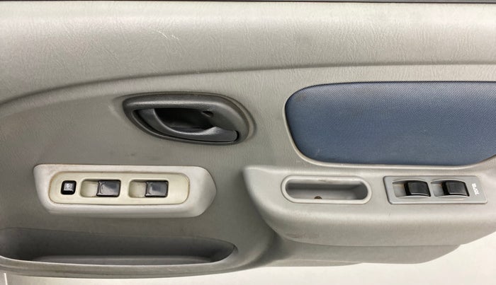 2014 Maruti Alto K10 VXI P, Petrol, Manual, 77,135 km, Driver Side Door Panels Control