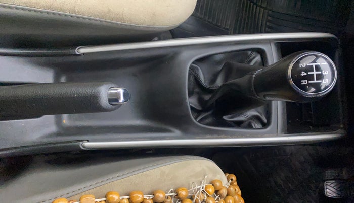 2018 Maruti Baleno DELTA PETROL 1.2, Petrol, Manual, 1,05,302 km, Gear Lever