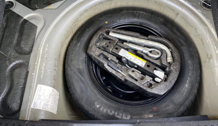 2014 Volkswagen Polo HIGHLINE DIESEL, Diesel, Manual, 58,909 km, Spare Tyre