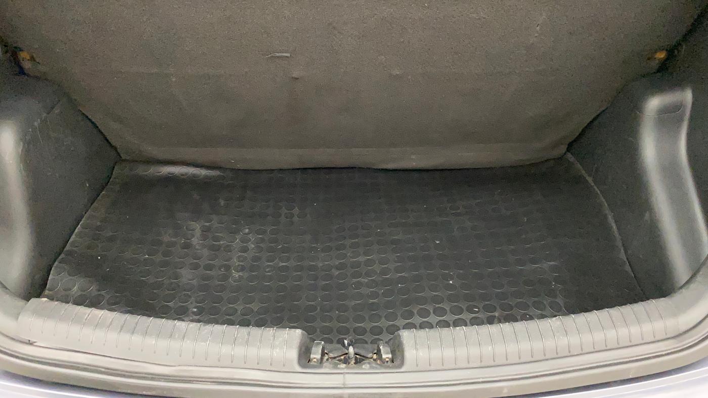 2014 Hyundai Grand i10 ASTA AT 1.2 KAPPA VTVT, Petrol, Automatic, 49,486 km, Boot Inside