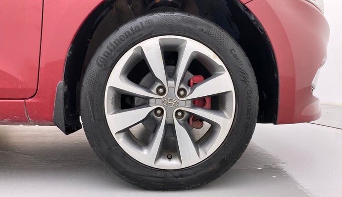 2017 Hyundai Elite i20 ASTA 1.2 DUAL TONE, Petrol, Manual, 72,793 km, Right Front Wheel