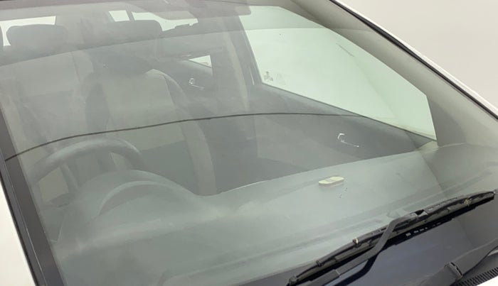 2011 Hyundai i20 SPORTZ 1.2, Petrol, Manual, 53,580 km, Front windshield - Minor spot on windshield