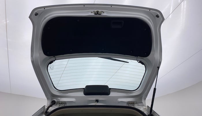 2015 Toyota Etios Liva V, Petrol, Manual, 88,435 km, Boot Door Open