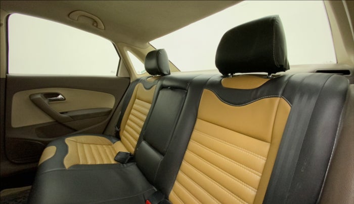 2013 Skoda Rapid ACTIVE 1.6 MPI MT PLUS, Petrol, Manual, 87,448 km, Right Side Rear Door Cabin