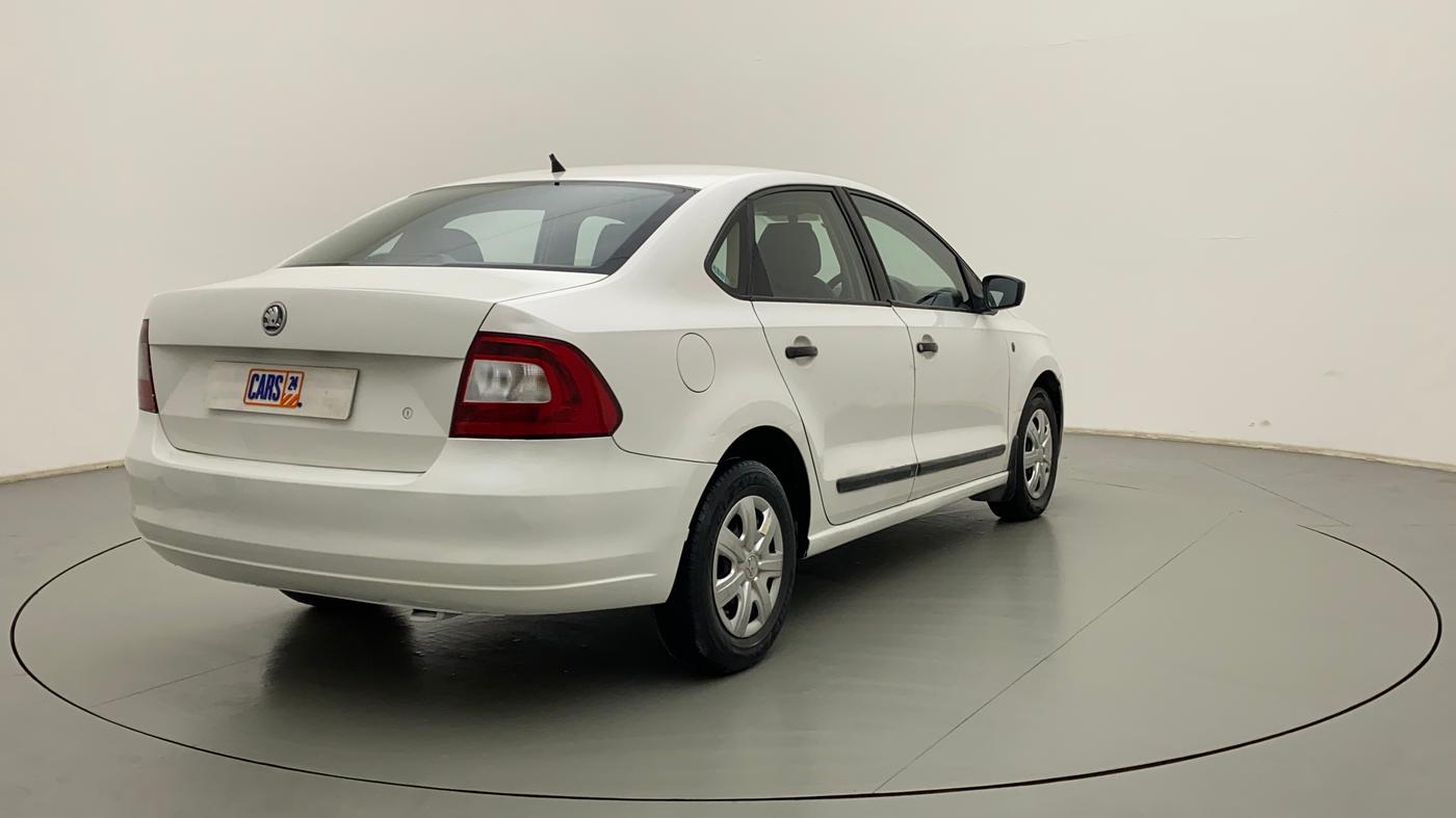 2013 Skoda Rapid ACTIVE 1.6 MPI MT PLUS, Petrol, Manual, 87,448 km, Right Back Diagonal