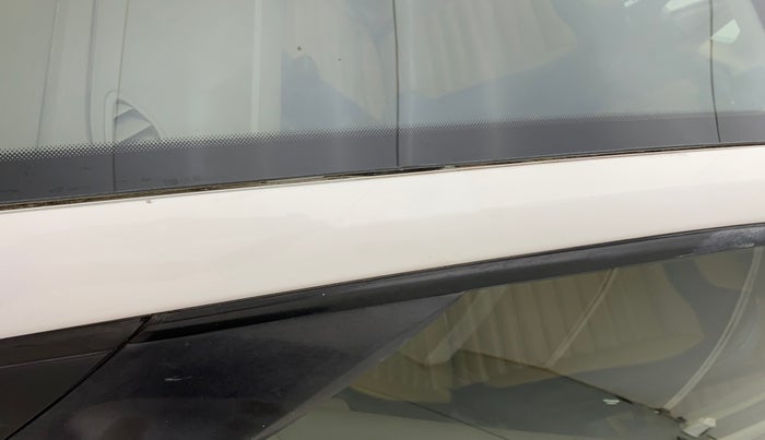 2013 Skoda Rapid ACTIVE 1.6 MPI MT PLUS, Petrol, Manual, 87,448 km, Left A pillar - Paint is slightly faded