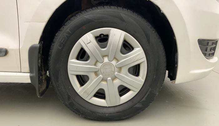 2013 Skoda Rapid ACTIVE 1.6 MPI MT PLUS, Petrol, Manual, 87,448 km, Right Front Wheel