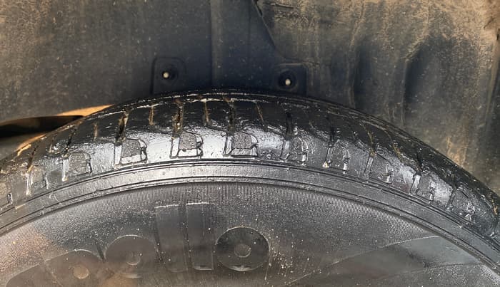 2023 Mahindra BOLERO NEO N10 R, Diesel, Manual, 52,489 km, Left Rear Tyre Tread