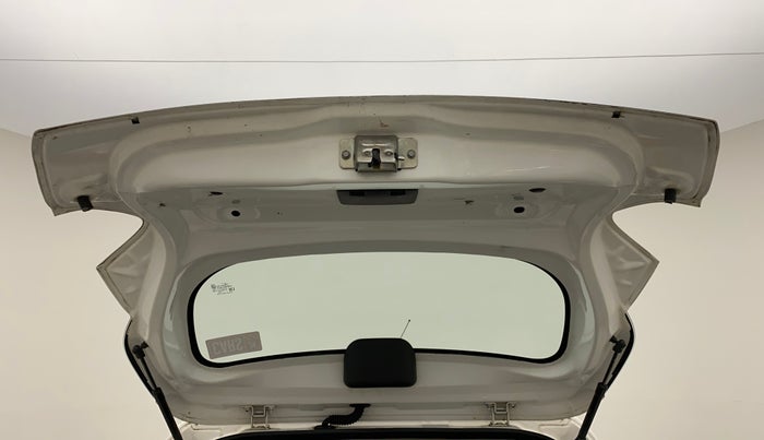 2017 Renault Kwid RXT 1.0, Petrol, Manual, 74,467 km, Boot Door Open