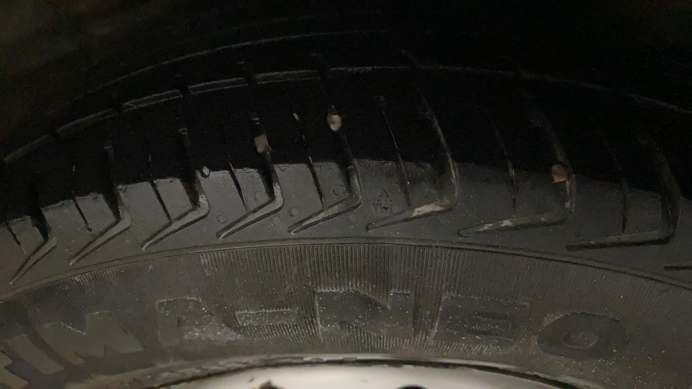 2015 Hyundai i10 MAGNA 1.1, Petrol, Manual, 64,574 km, Left Rear Tyre Tread