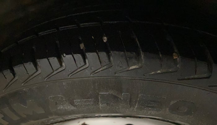 2015 Hyundai i10 MAGNA 1.1, Petrol, Manual, 64,473 km, Left Rear Tyre Tread