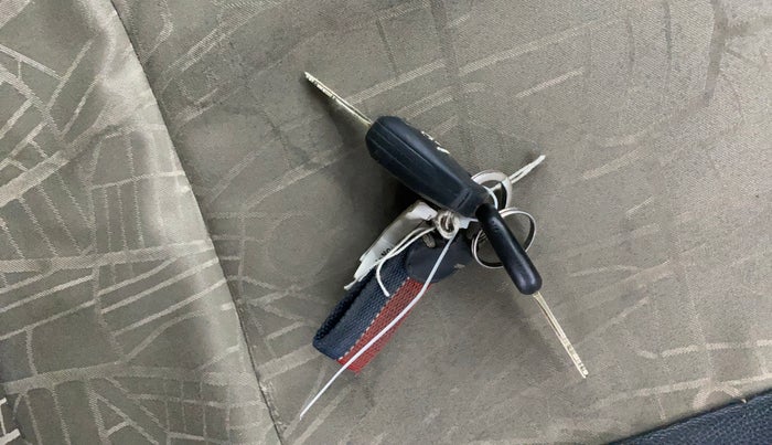 2016 Hyundai Grand i10 MAGNA 1.2 KAPPA VTVT, Petrol, Manual, 79,974 km, Key Close Up