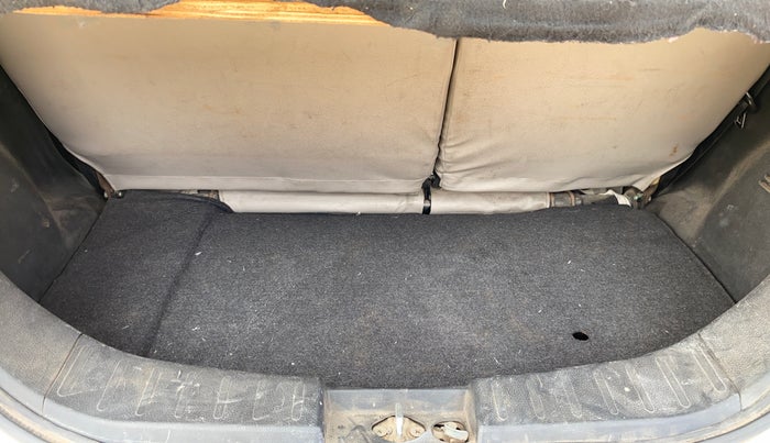 2014 Maruti Wagon R 1.0 LXI, Petrol, Manual, 43,819 km, Boot Inside