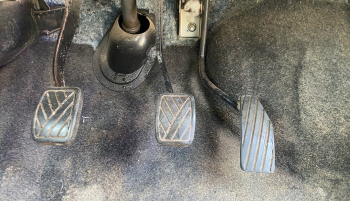 2014 Maruti Wagon R 1.0 LXI, Petrol, Manual, 43,819 km, Pedals