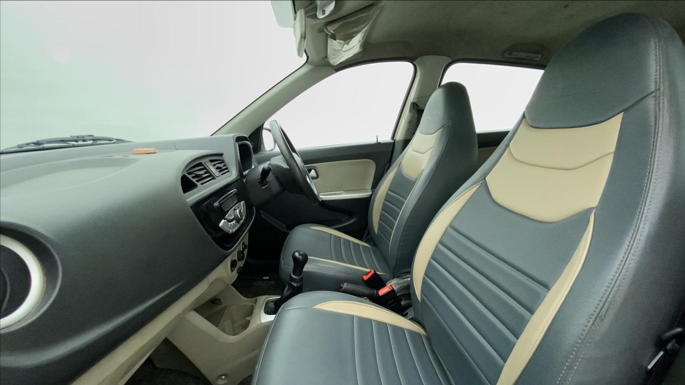 2017 Maruti Alto K10 VXI (O), Petrol, Manual, 44,384 km, Right Side Front Door Cabin