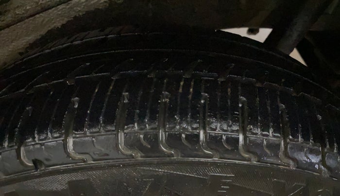 2015 Maruti Wagon R 1.0 VXI, Petrol, Manual, 44,888 km, Left Rear Tyre Tread