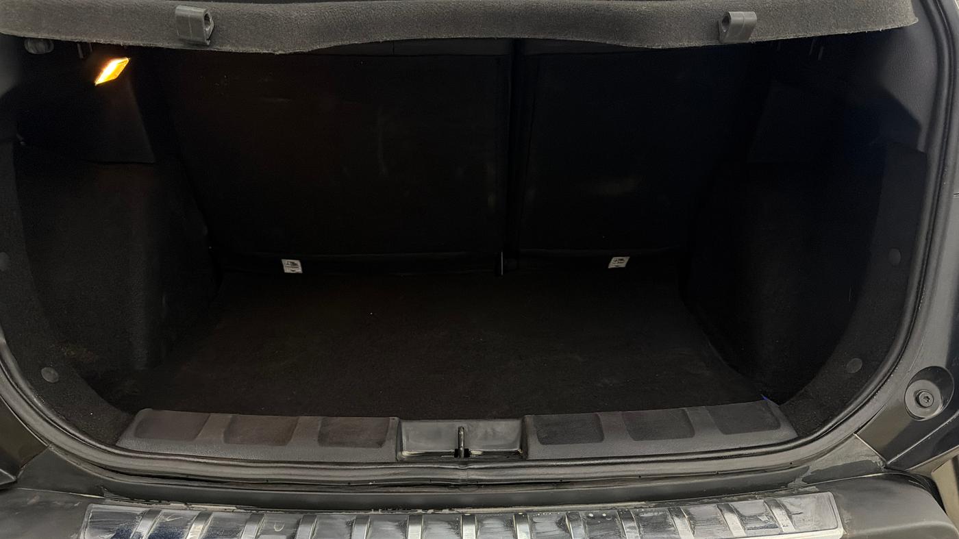 2022 Tata NEXON XZ PLUS (PREMIUM) DIESEL DARK EDITION, Diesel, Manual, 68,579 km, Boot Inside