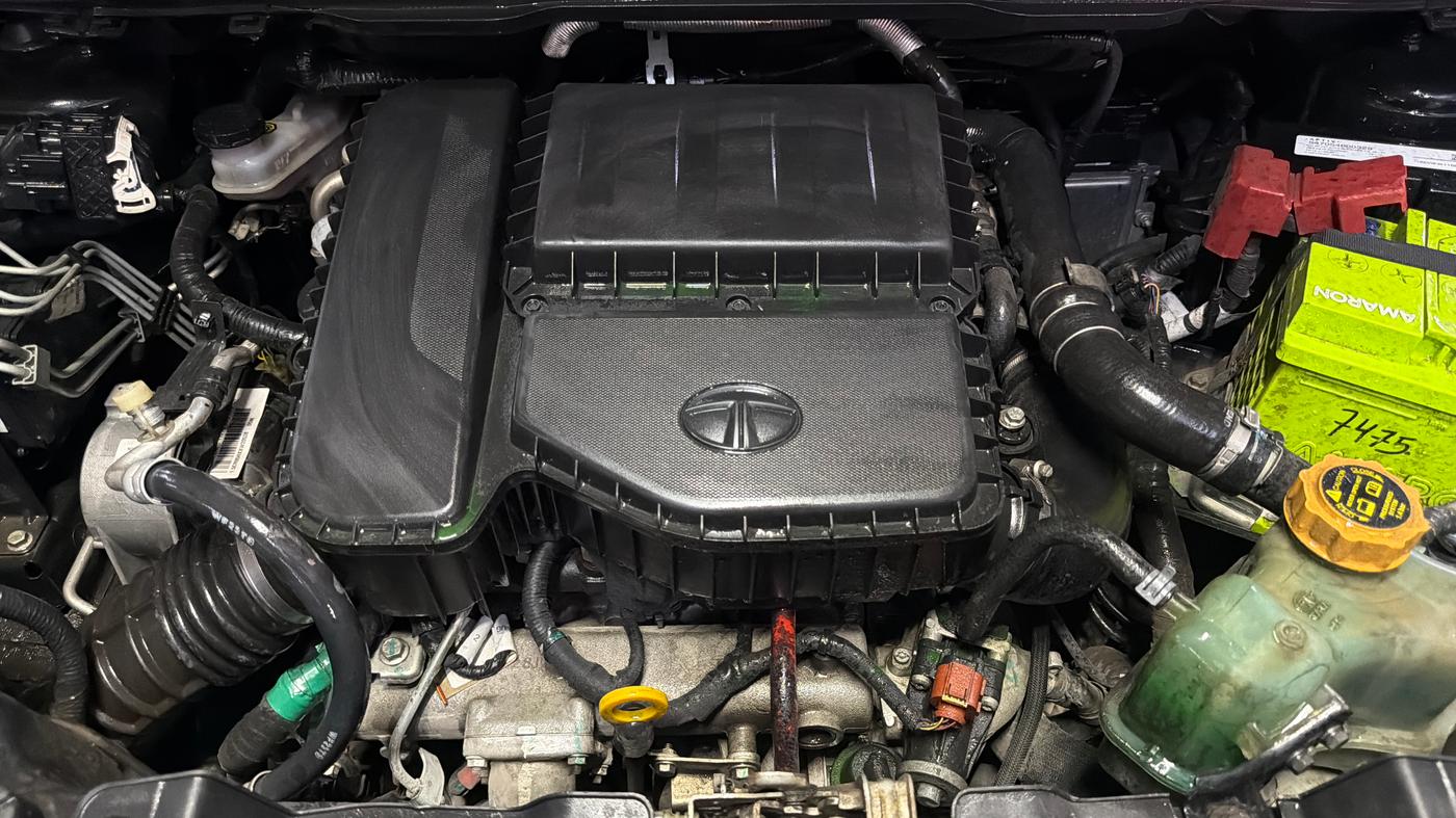 2022 Tata NEXON XZ PLUS (PREMIUM) DIESEL DARK EDITION, Diesel, Manual, 68,579 km, Engine View