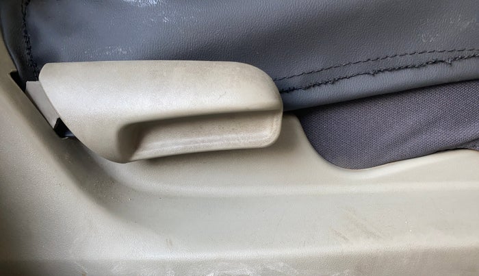 2016 Maruti Celerio VXI AMT, Petrol, Automatic, 1,13,379 km, Driver Side Adjustment Panel