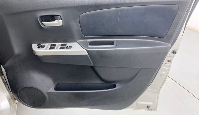2012 Maruti Wagon R 1.0 VXI, Petrol, Manual, 29,994 km, Driver Side Door Panels Control