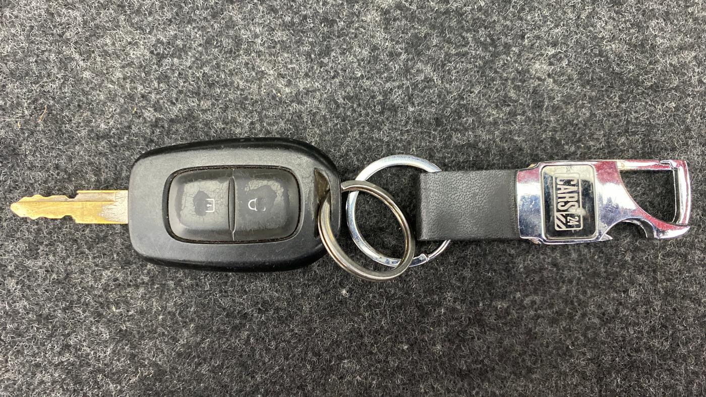 2018 Renault Kwid RXT 1.0 EASY-R  AT, Petrol, Automatic, 74,137 km, Key Close Up