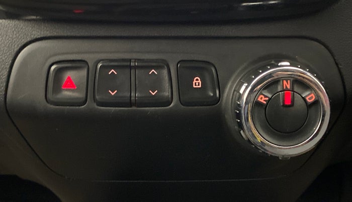 2018 Renault Kwid RXT 1.0 EASY-R  AT, Petrol, Automatic, 74,137 km, Gear Lever