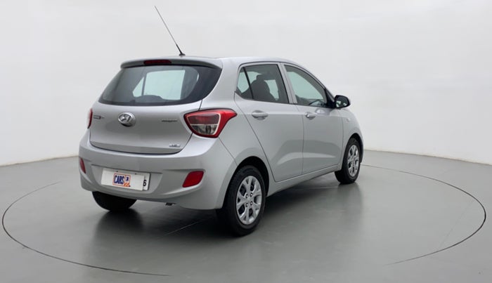 2016 Hyundai Grand i10 MAGNA 1.2 VTVT, Petrol, Manual, 64,878 km, Right Back Diagonal