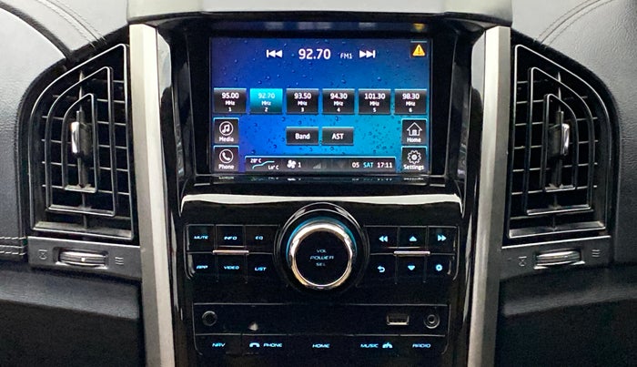 2018 Mahindra XUV500 W11 FWD, Diesel, Manual, 89,232 km, Infotainment System
