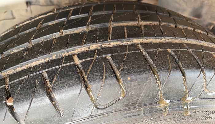 2019 Tata NEXON XZ PLUS PETROL, Petrol, Manual, 97,556 km, Left Front Tyre Tread
