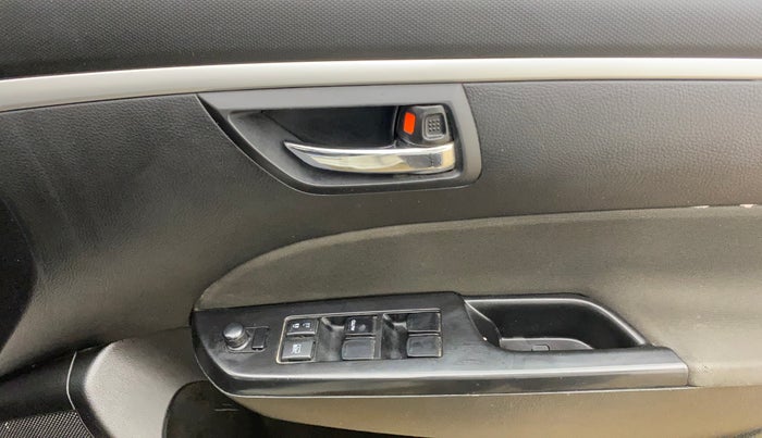 2015 Maruti Swift VXI, Petrol, Manual, 1,48,954 km, Driver Side Door Panels Control