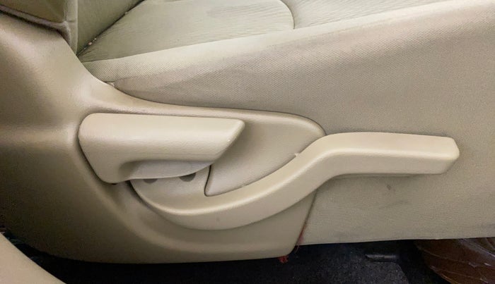 2015 Honda Amaze 1.2L I-VTEC S, Petrol, Manual, 70,102 km, Driver Side Adjustment Panel