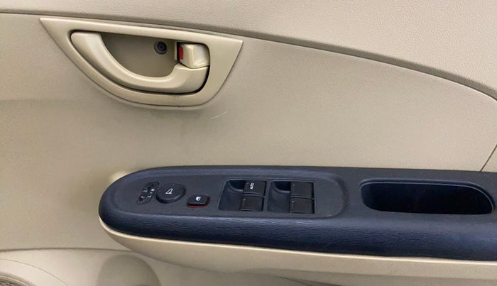 2015 Honda Amaze 1.2L I-VTEC S, Petrol, Manual, 70,102 km, Driver Side Door Panels Control