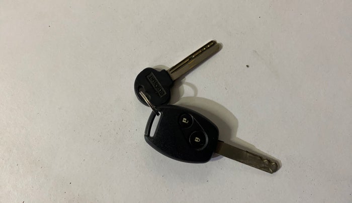 2015 Honda Amaze 1.2L I-VTEC S, Petrol, Manual, 70,102 km, Key Close Up