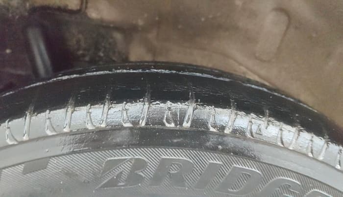 2014 Maruti Wagon R 1.0 VXI, Petrol, Manual, 60,340 km, Right Rear Tyre Tread