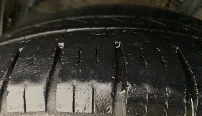 2013 Honda Amaze 1.2L I-VTEC S, Petrol, Manual, 89,019 km, Left Front Tyre Tread