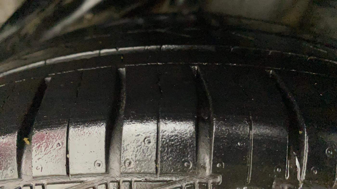 2013 Honda Amaze 1.2L I-VTEC S, Petrol, Manual, 89,019 km, Left Rear Tyre Tread