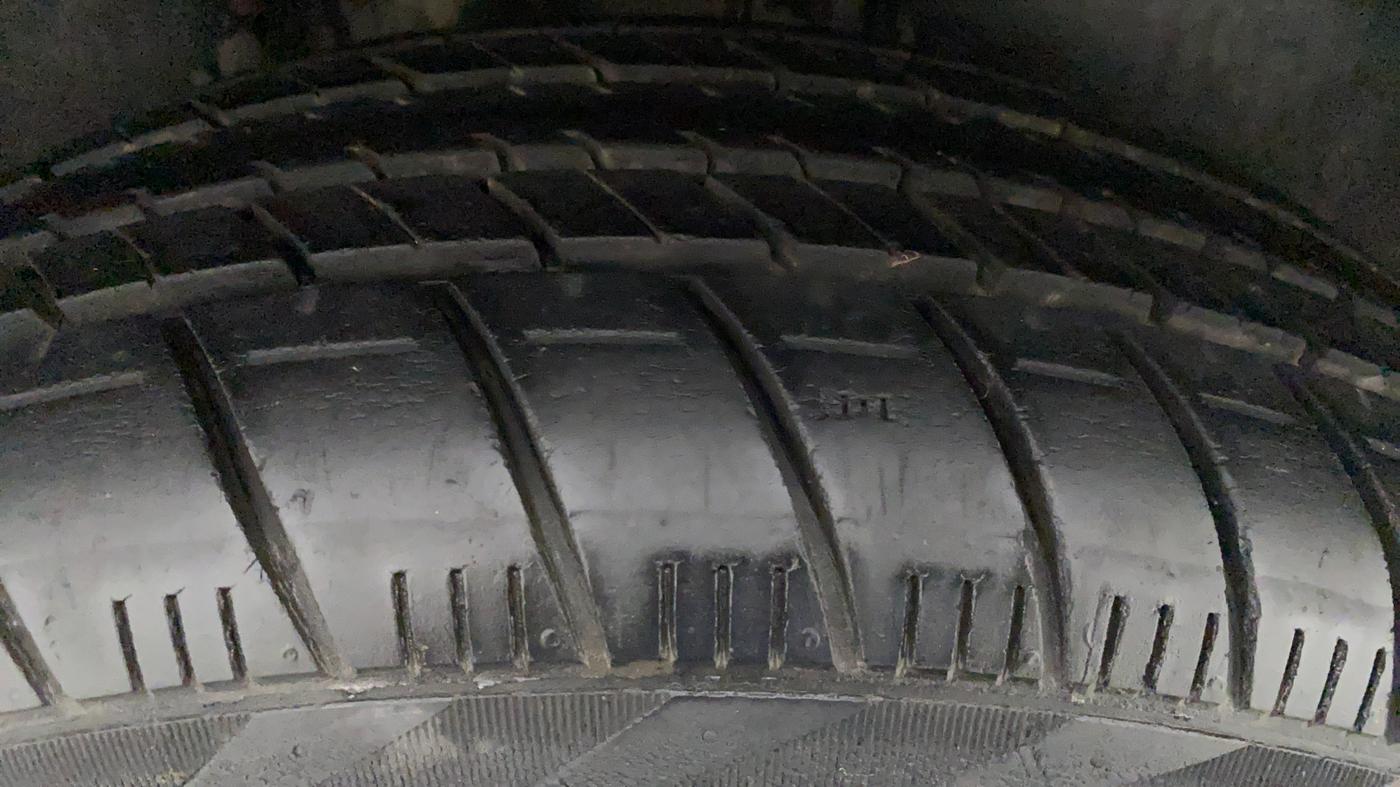 2013 Volkswagen Polo GT TSI AT, Petrol, Automatic, 62,432 km, Right Front Tyre Tread