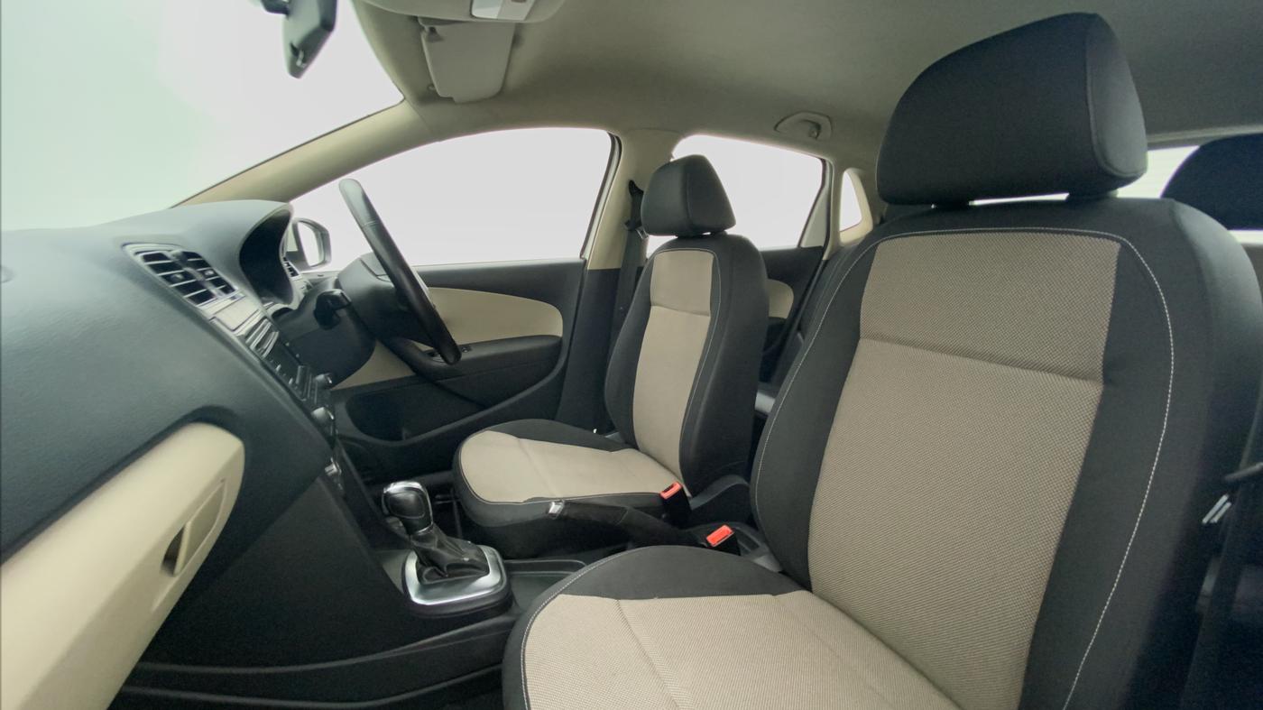 2013 Volkswagen Polo GT TSI AT, Petrol, Automatic, 62,432 km, Right Side Front Door Cabin