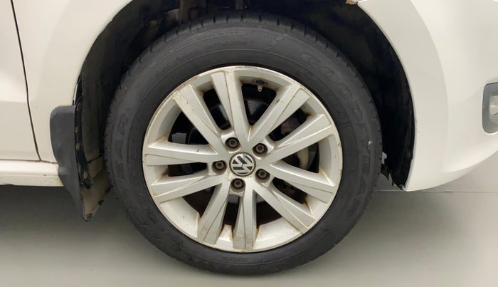 2013 Volkswagen Polo GT TSI AT, Petrol, Automatic, 62,432 km, Right Front Wheel