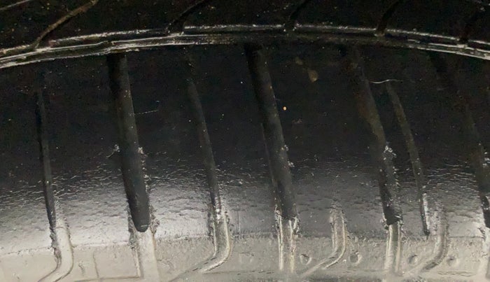 2019 Maruti Baleno ZETA PETROL 1.2, Petrol, Manual, 92,830 km, Left Rear Tyre Tread