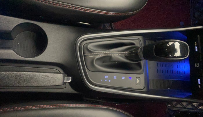 2020 Hyundai NEW I20 ASTA 1.2 AT, Petrol, Automatic, 18,793 km, Gear Lever