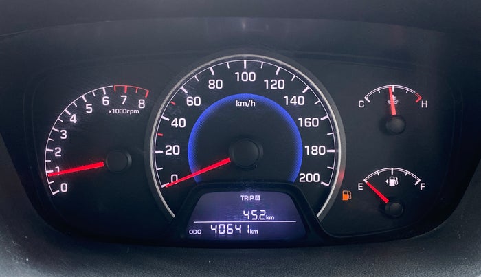 2015 Hyundai Grand i10 SPORTZ 1.2 KAPPA VTVT, Petrol, Manual, 40,594 km, Odometer Image