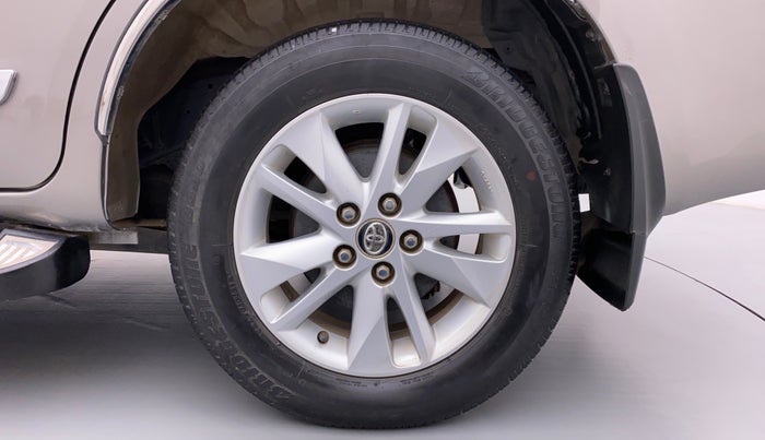 2018 Toyota Innova Crysta 2.4 VX 8 STR, Diesel, Manual, 52,759 km, Left Rear Wheel