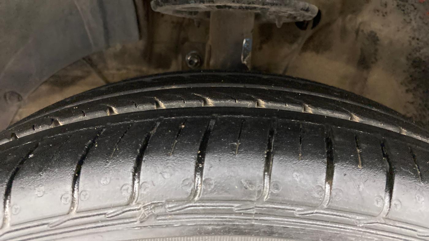 2020 Maruti Baleno SIGMA PETROL 1.2, Petrol, Manual, 74,369 km, Left Front Tyre Tread