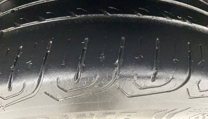 2017 Volkswagen Vento 1.2 TSI HIGHLINE PLUS AT, Petrol, Automatic, 60,533 km, Left Rear Tyre Tread