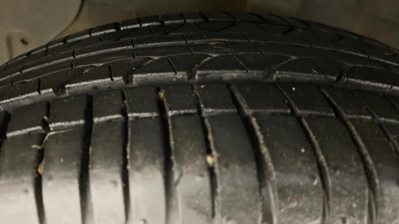 2020 Hyundai GRAND I10 NIOS Asta Petrol, Petrol, Manual, 80,301 km, Left Front Tyre Tread
