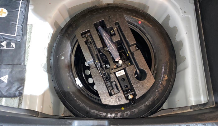 2023 Skoda KUSHAQ AMBITION 1.0L TSI AT, Petrol, Automatic, 17,895 km, Spare Tyre