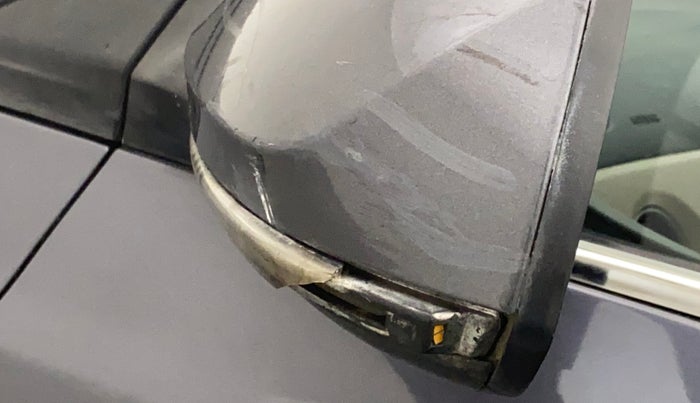 2017 Hyundai Grand i10 SPORTZ (O) 1.2 KAPPA VTVT, Petrol, Manual, 53,993 km, Left rear-view mirror - Indicator light has minor damage